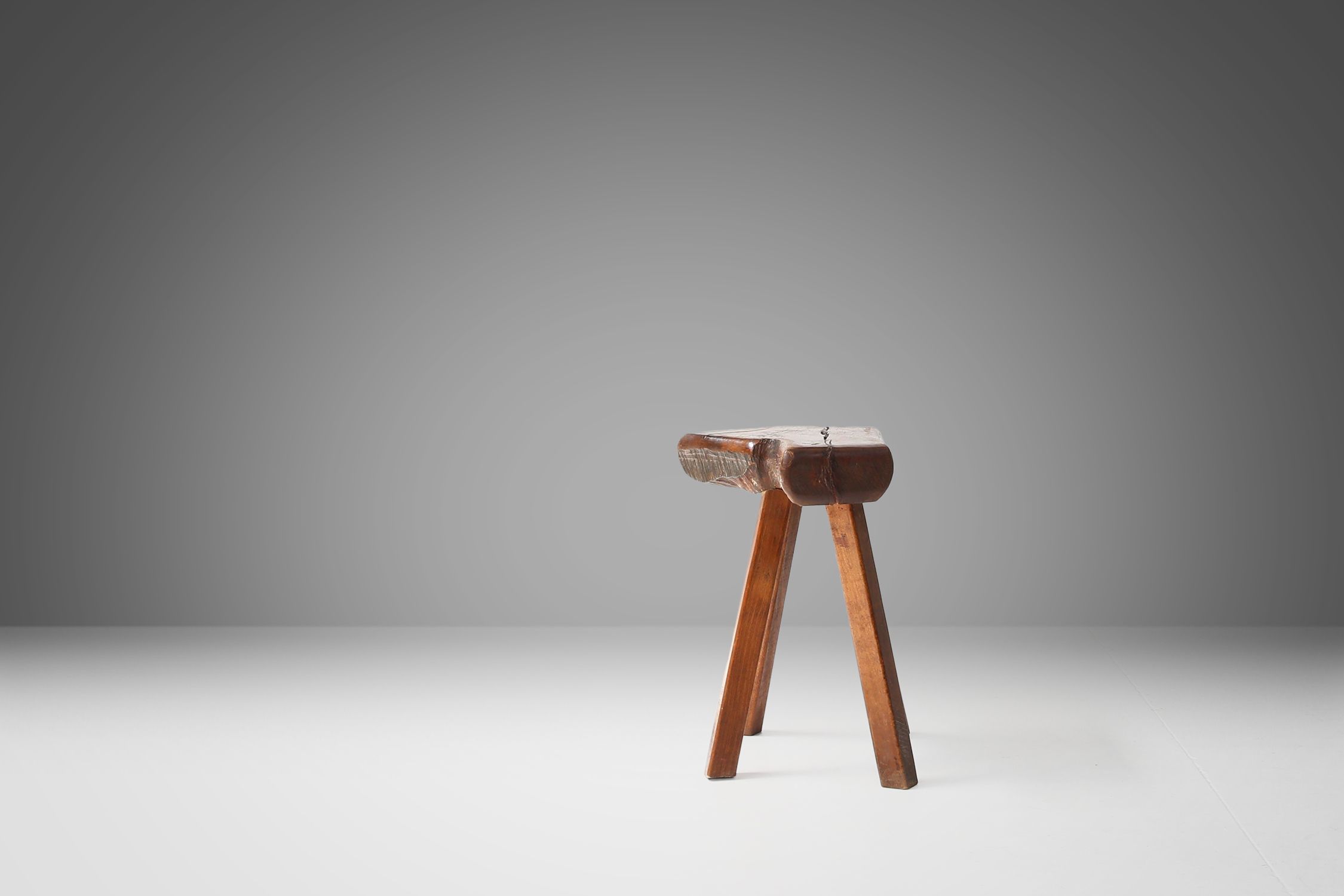 Rustic handmade stoolthumbnail